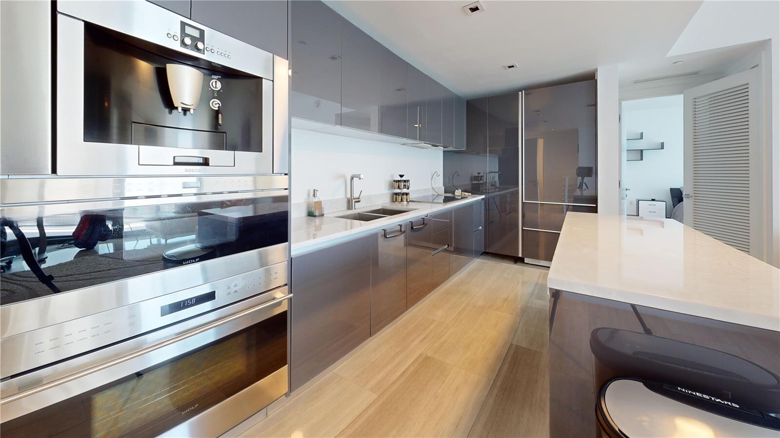 Building Photo - 1451 Brickell Ave