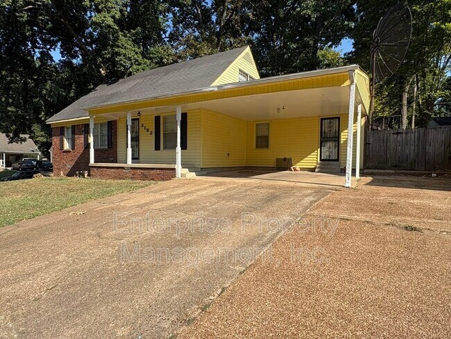 Building Photo - 3182 Casann Cove
