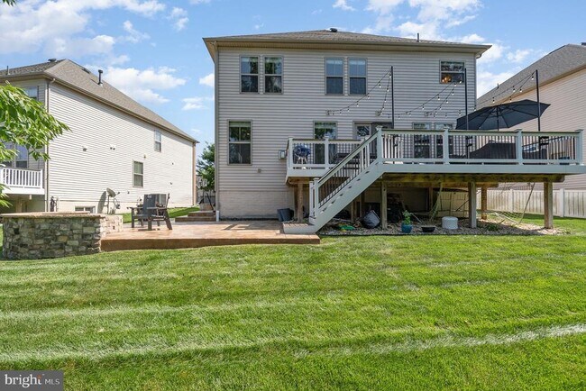 Building Photo - 24846 Somerby Dr