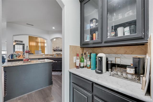 Building Photo - 13901 Sparrow Hill Dr