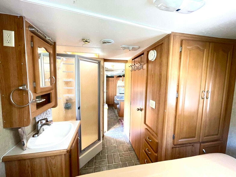 Building Photo - 464 Ellis St