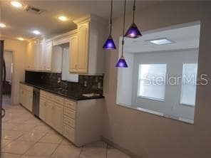 Building Photo - 305 Coble Dr