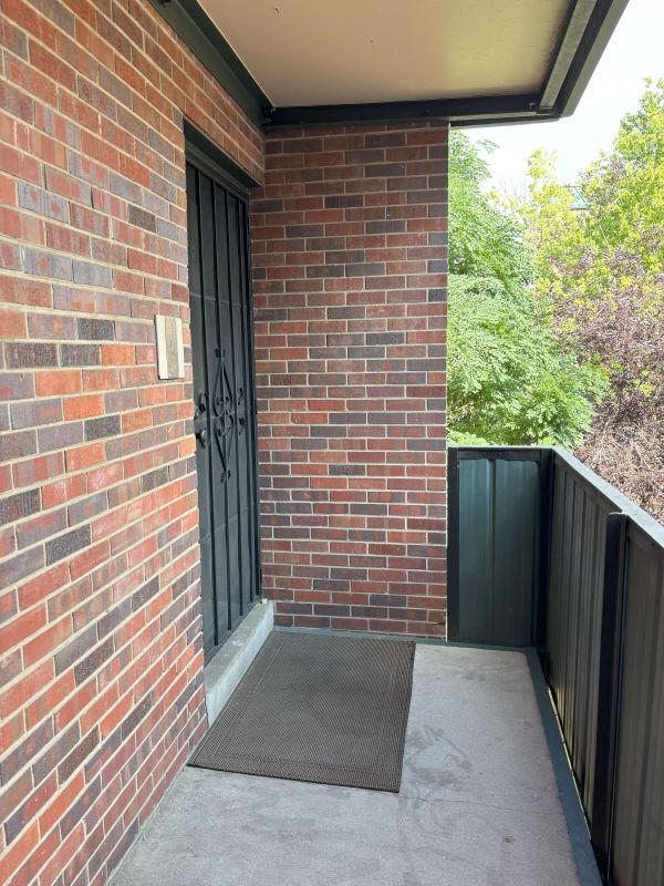 Gated private balcony - 1833 N Williams St