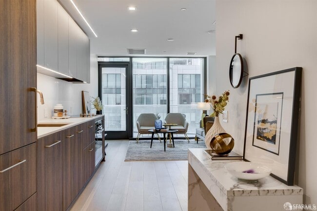 Building Photo - 280 Spear St