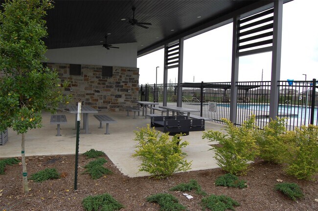 Building Photo - 7702 Sleek Flock Ln