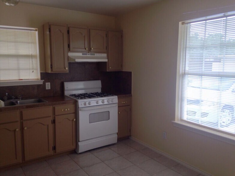 Building Photo - 416 Prescott Loop