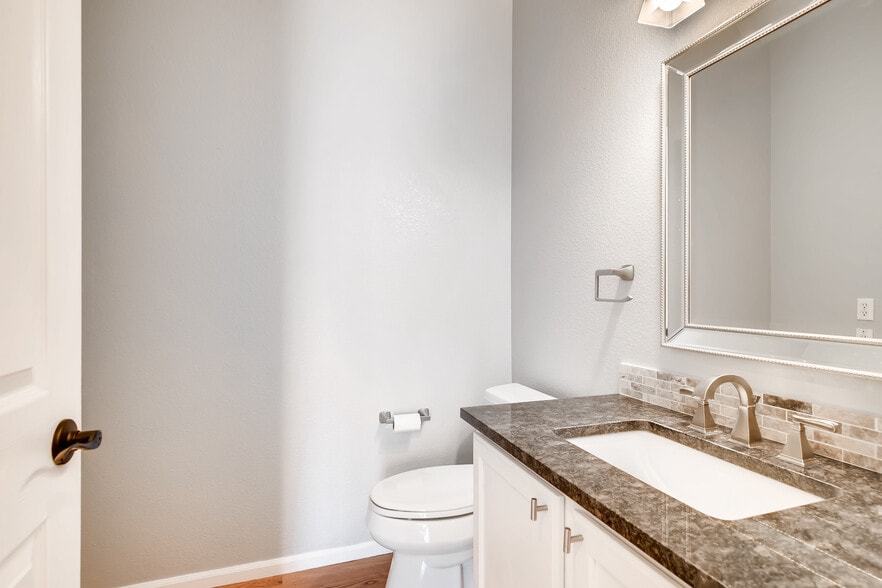 Building Photo - 3246 Astorbrook Way