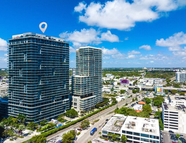 Building Photo - 101 NE 34th St