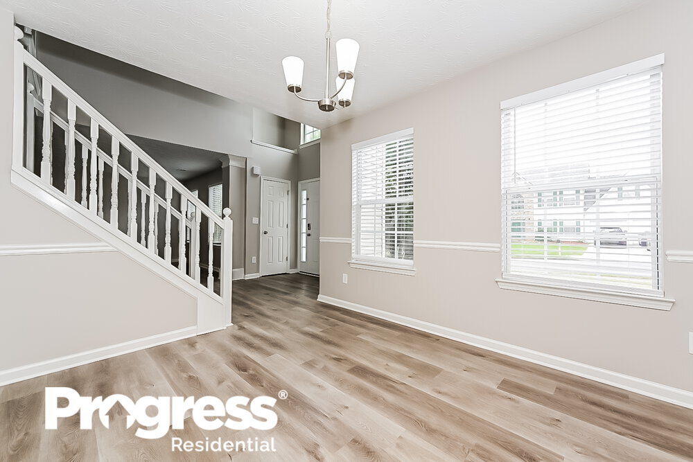Building Photo - 290 Hazelhurst Dr