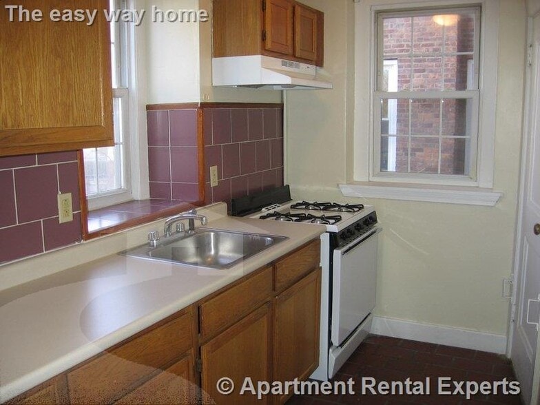 Building Photo - 7 Craigie Cir