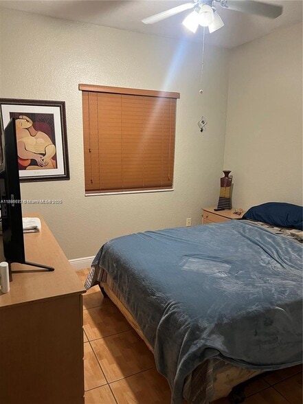 Building Photo - 7667 NW 182nd Ln