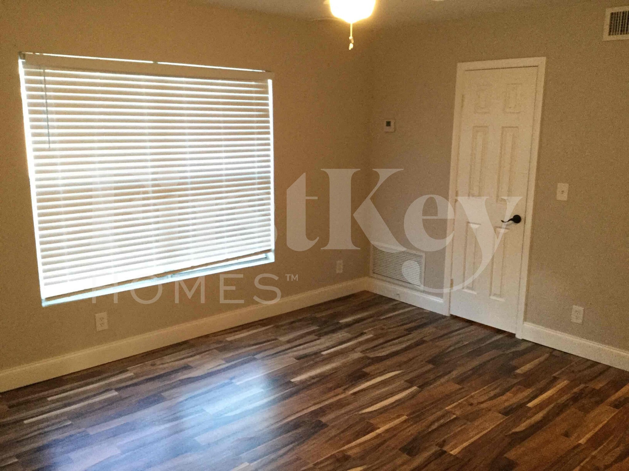 Building Photo - 5227 Adams Rd