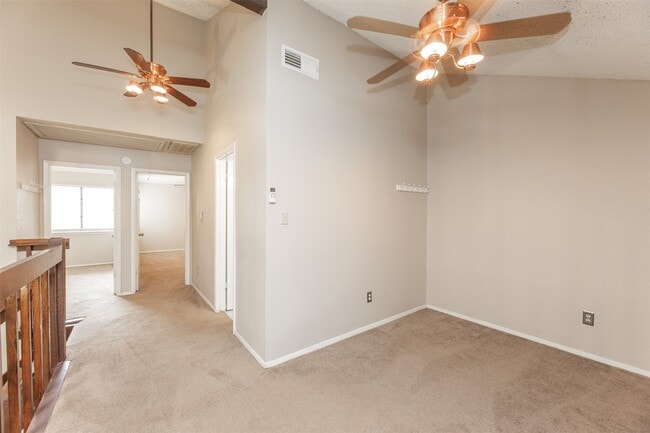 Building Photo - 12926 Greenway Chase Ct