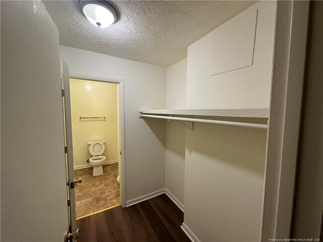Building Photo - 6376 Applecross Ave