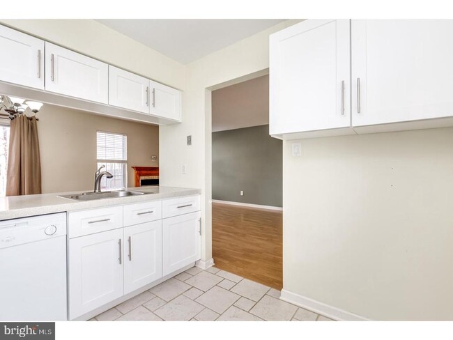 Building Photo - 164 Kettlebrook Dr