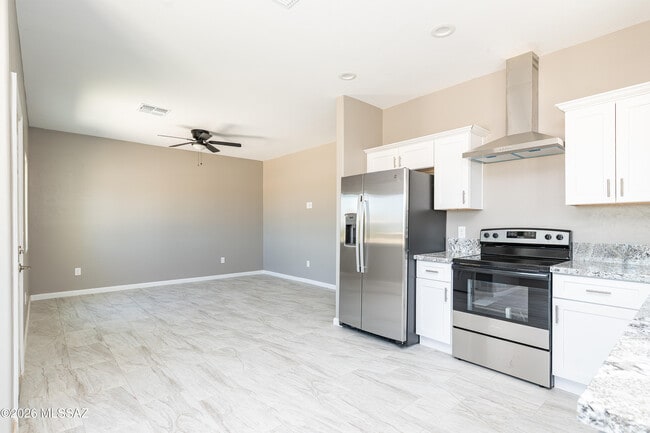 Building Photo - 2507 S Campbell Ave