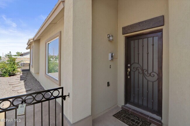 Building Photo - 4828 Guillermo Espinoza St