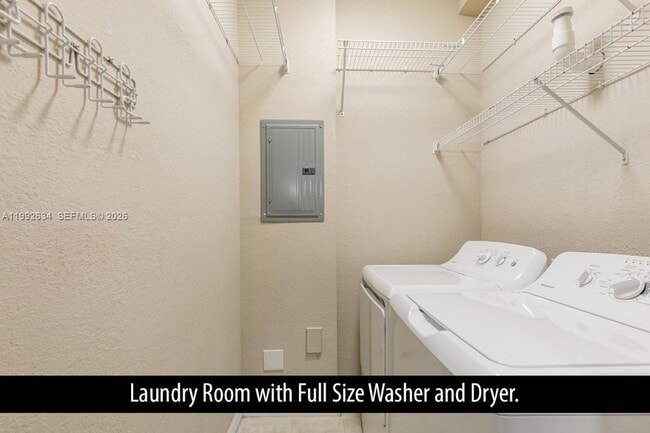 Building Photo - 15125 Michelangelo Blvd