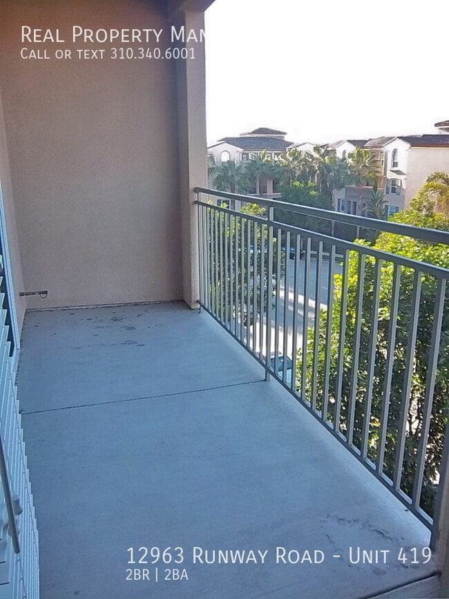 Building Photo - 12963 W Runway Rd