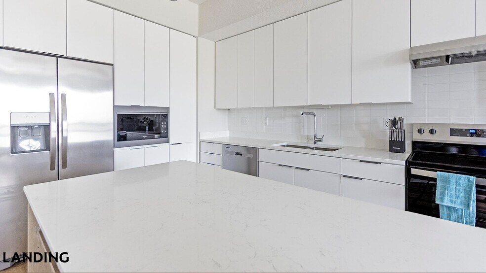 Building Photo - 4341 34th St S