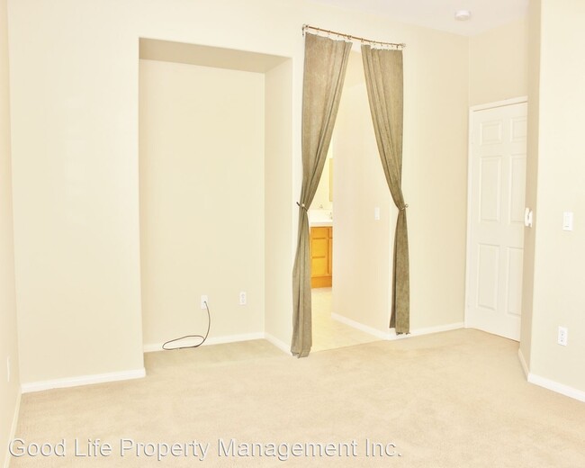 Building Photo - 3 br, 2.5 bath House - 16924 Abundante St