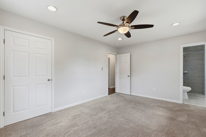 Building Photo - 3514 Cherry Valley Dr