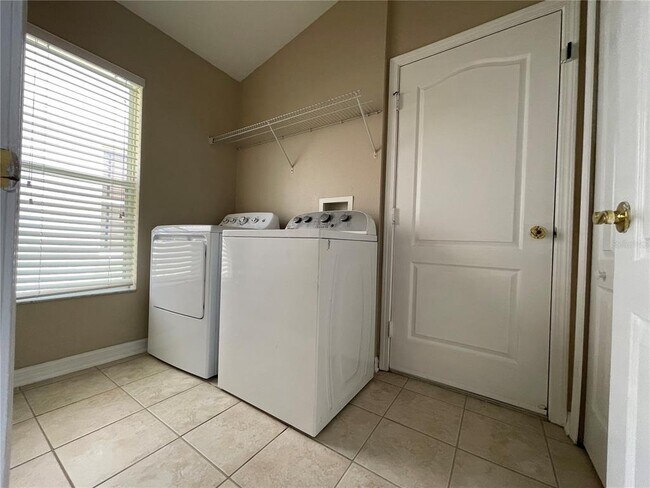 Building Photo - 3009 Sunwatch Dr