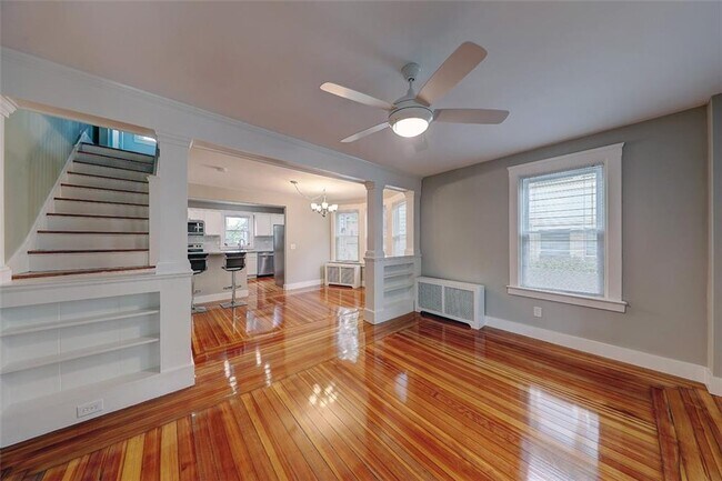 Building Photo - 167 Lafayette St