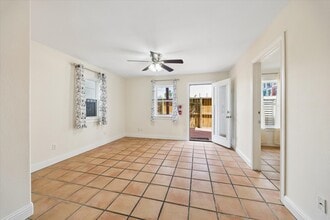 Building Photo - 4011 Garrott St