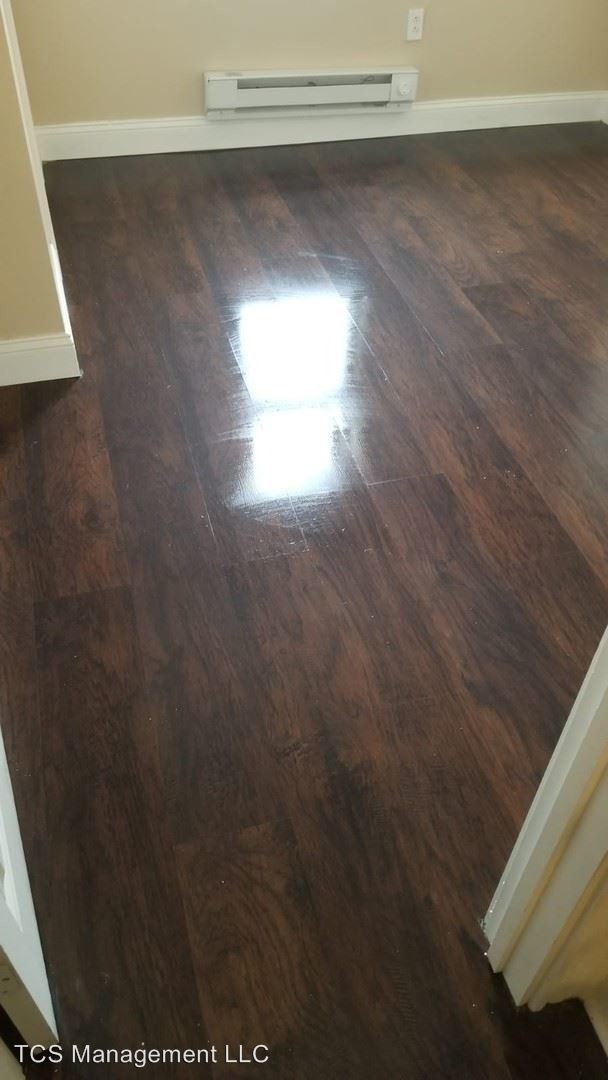 Building Photo - 3 br, 1.5 bath House - 1948 E Monmouth Street