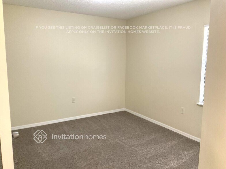 Building Photo - 1004 Turtle Creek Dr