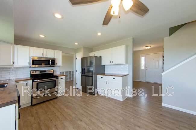 Building Photo - 9902 Cherry Wood Ln