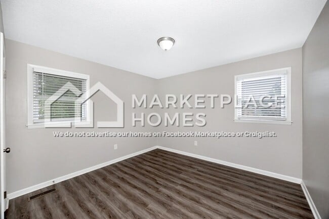 Building Photo - 104 Edinburgh Dr