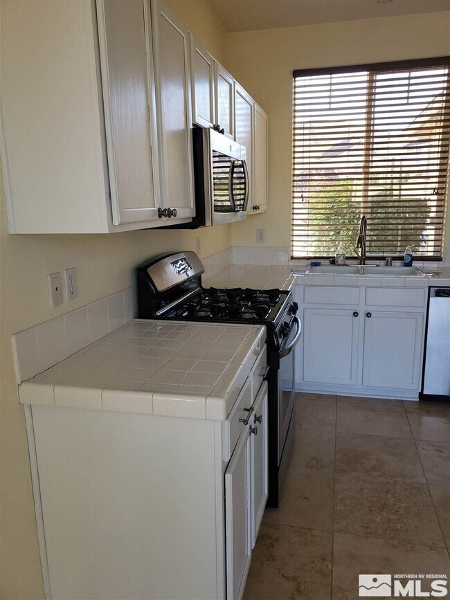 Building Photo - 3544 Heron's Cir