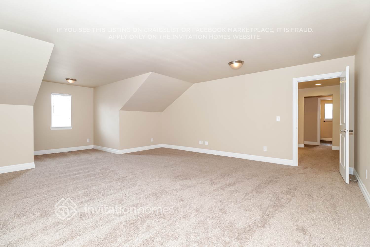 Building Photo - 1550 Cypress Point Ave