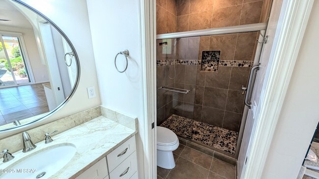 Building Photo - 37248 S Golf Course Dr