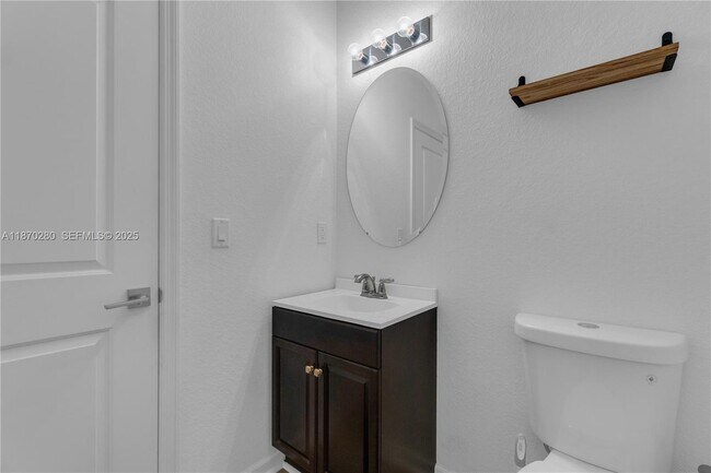 Building Photo - 3529 NW 29th Pl