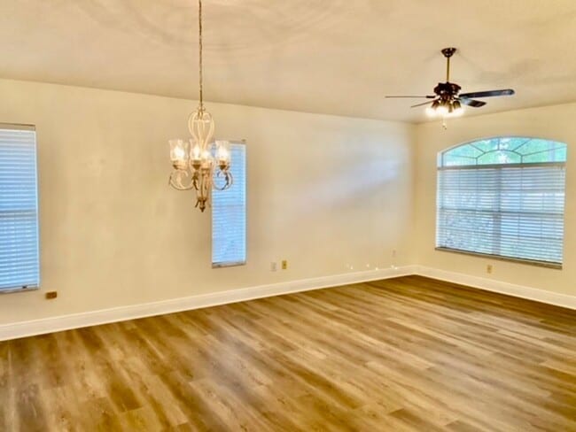 Building Photo - 163 Prairie Dune Way