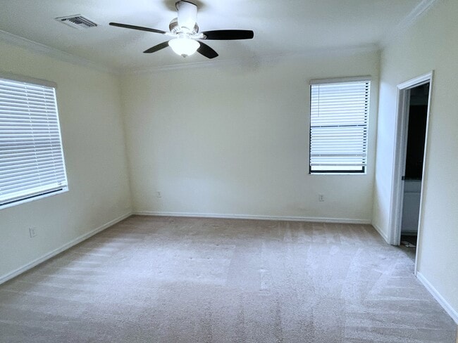 Building Photo - 9359 Foxglove Ln