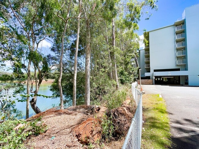 Building Photo - 1600 Wilikina Dr