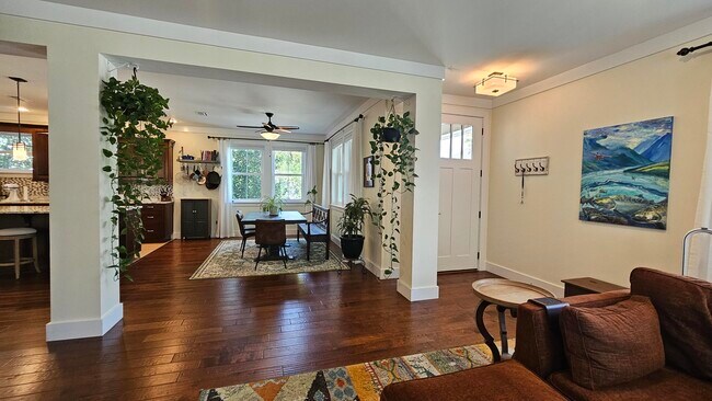 Building Photo - 225 Turtle Cove