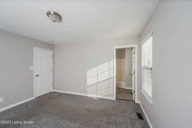 Building Photo - 6712 Leverett Ln