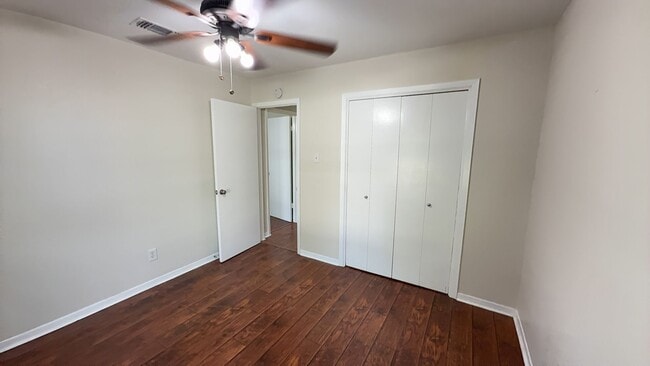 Building Photo - Newly upgraded 3-bedroom by City Park!