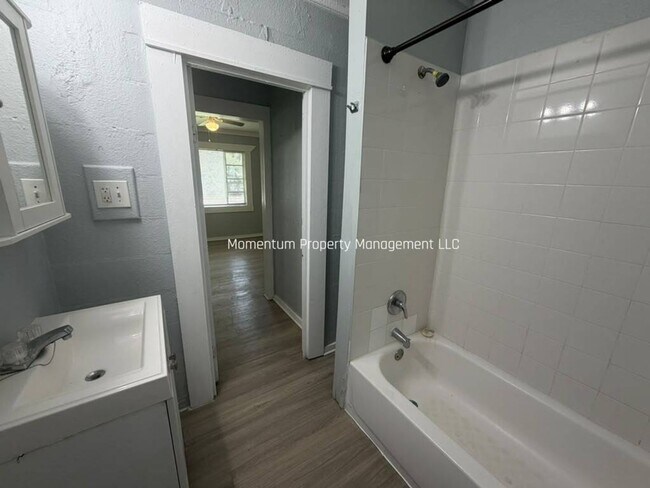 Building Photo - 4009 N 27th St