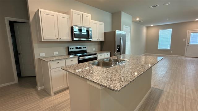 Building Photo - 3025 Pecan Farm Ln