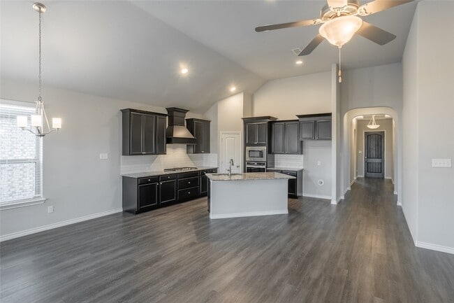 Building Photo - 1017 Lake Cypress Ln