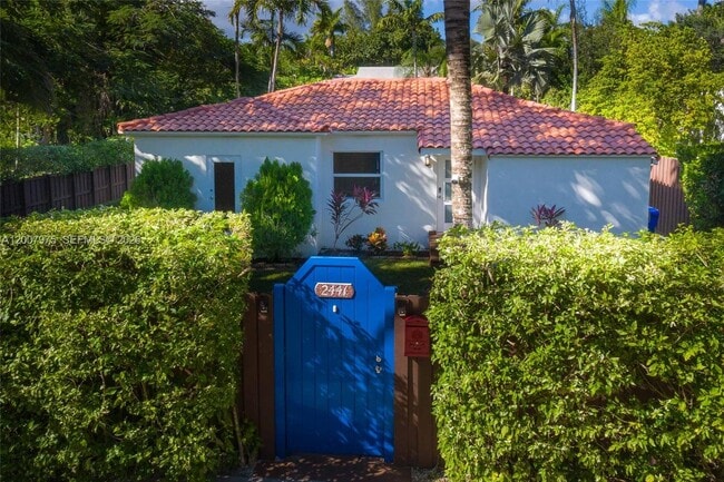 Building Photo - 2441 Swanson Ave