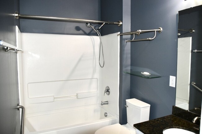 Building Photo - Asheville Condo Rental w/ Garage!