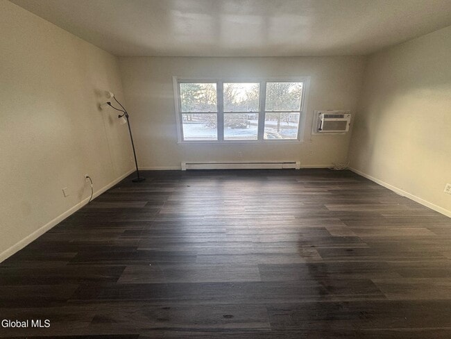 Building Photo - 11-21-21 Ashdown Rd