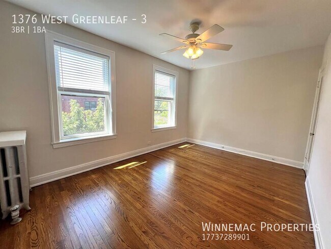 Building Photo - 1376 West Greenleaf-3